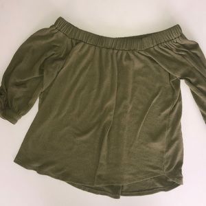 Off the shoulders top